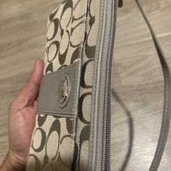 COACH wristlet wallet Purse Bag New York