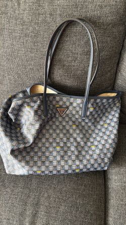 Guess Bag/ Diaper Bag