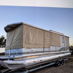 2001 SunTracker Signature Series Party Hut 30 Ft