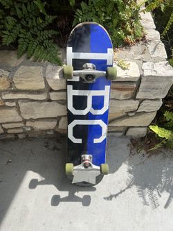 Skateboard. -LBC Skateboard