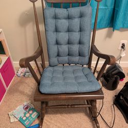 Solid Wood Windsor Rocking Chair With Cushions