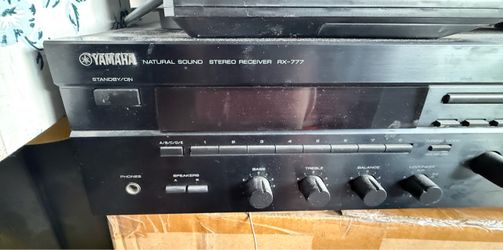 Yamaha Natural Sound Stereo Receiver RX-777
