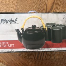 UNOPENED IN BOX 5 Piece Tea Set 