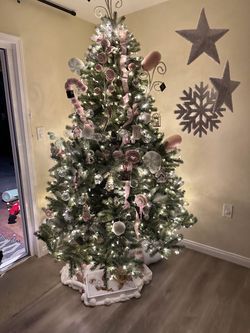 Xmas tree - 9ft from Costco