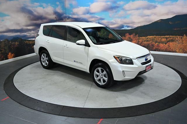2013 Toyota RAV4 EV