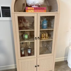 Display Cabinet 