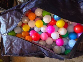 Plastic Ball Pit Balls
