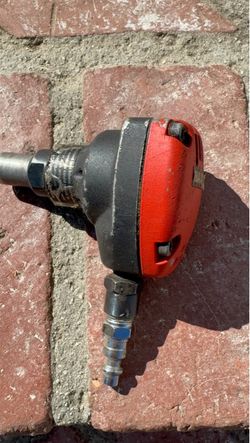 Palm nailer by banks