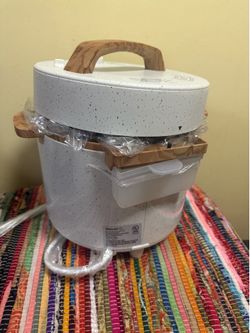 6-Quart Pressure Cooker with Touch Control Display