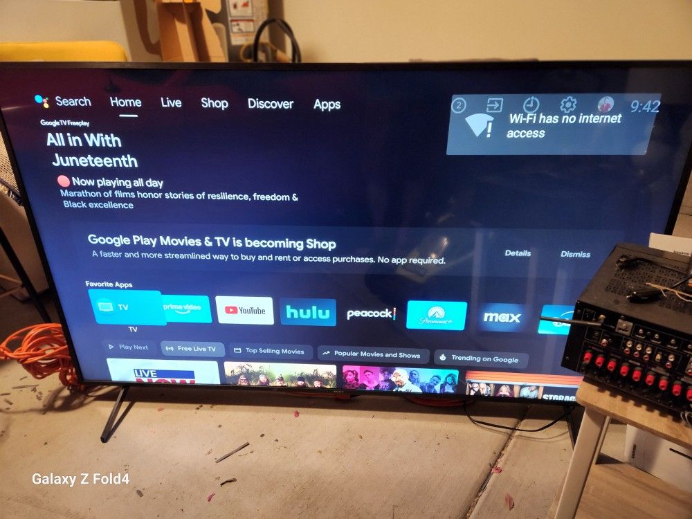 75 Inch Sony XBR-75X800H uses LCD display technology with a Direct LED backlight