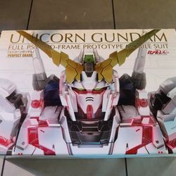 Perfect Grade Unicorn Gundam (Built)