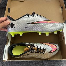 Hypervenom ACC Phantom cleats