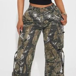 Camouflage Cargos