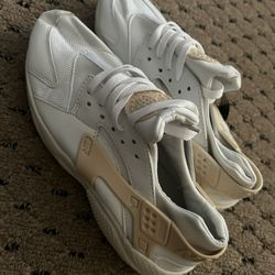 Nike air huarache size 8.5 US new 🆕 