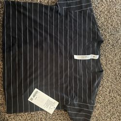 Lululemon Woman’s Cates T