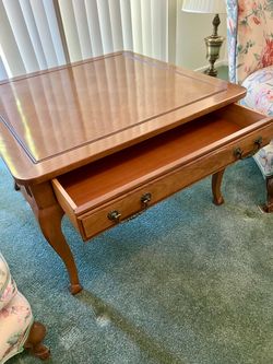 Vintage Heritage Wooden Side Table – Solid Wood