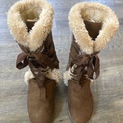 Tall Fur Boots with Thick Ribbon Lace 