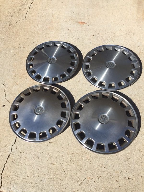 VW Hubcaps 13”