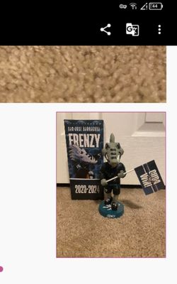 Frenzy bobble head