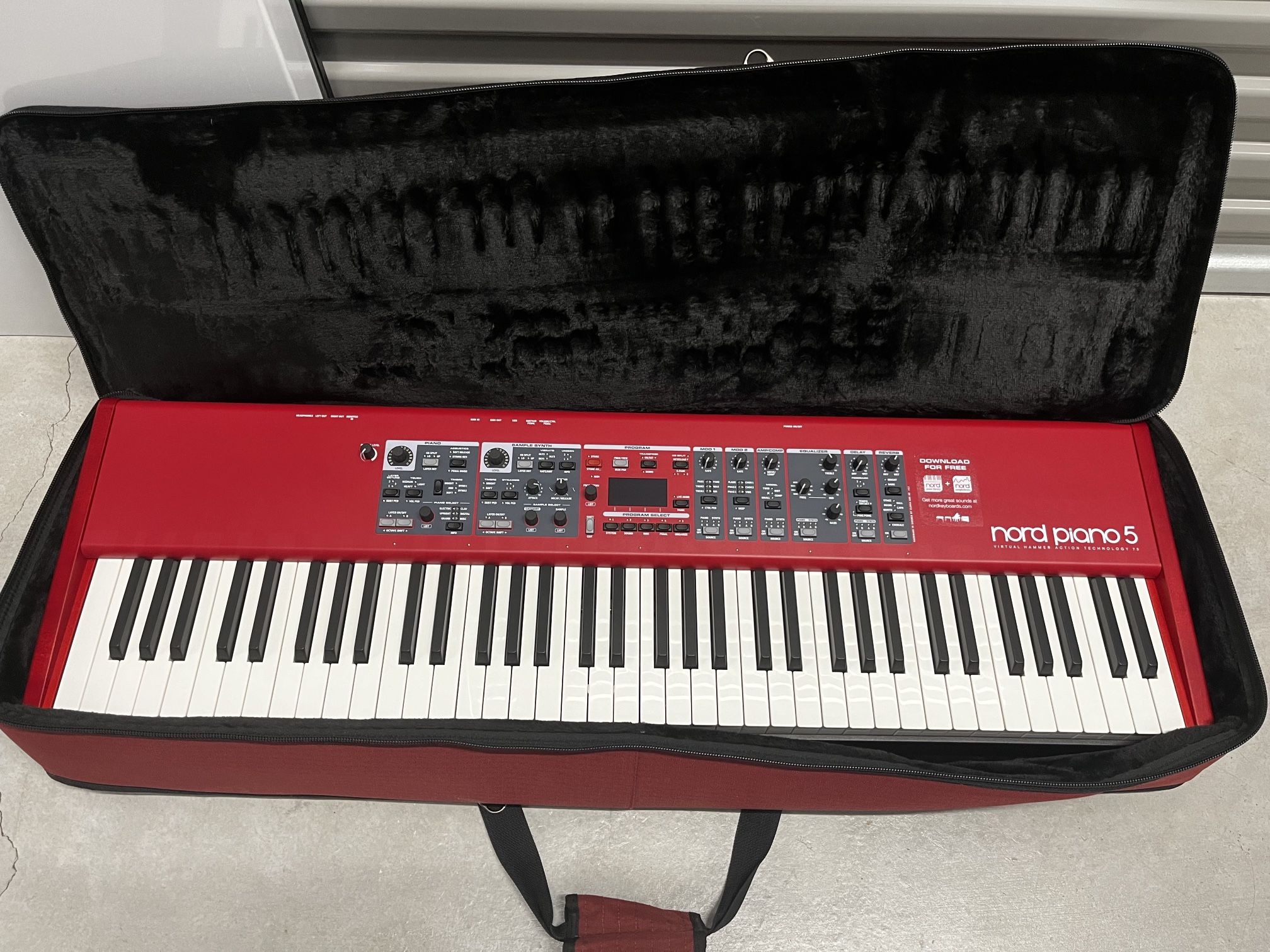 Nord Stage 5 Studio Keyboard (w/case &stand)