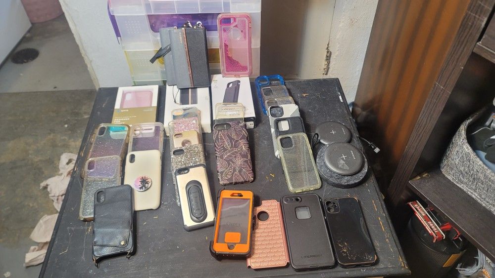 Assorted Phone Cases And Wireless Chargers