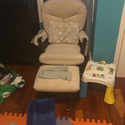 Rocking Chair 