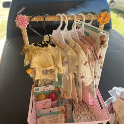 Baby Shower Closet Basket With Diaper Bouquet 