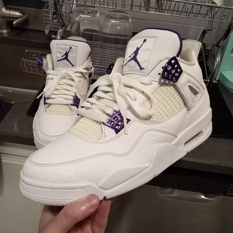 Purple Metallic 4s Size 9.5 No Box for Sale in Brooklyn, NY