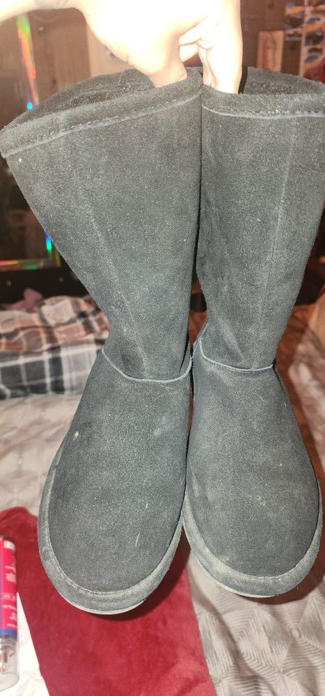 Black Bearpaw Boots