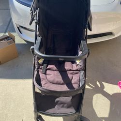 Car Seat With Stroller.
