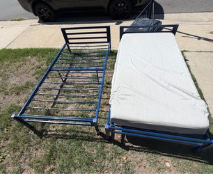 Twin size metal bed frame