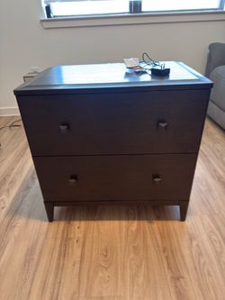 Nightstand w/ USB
