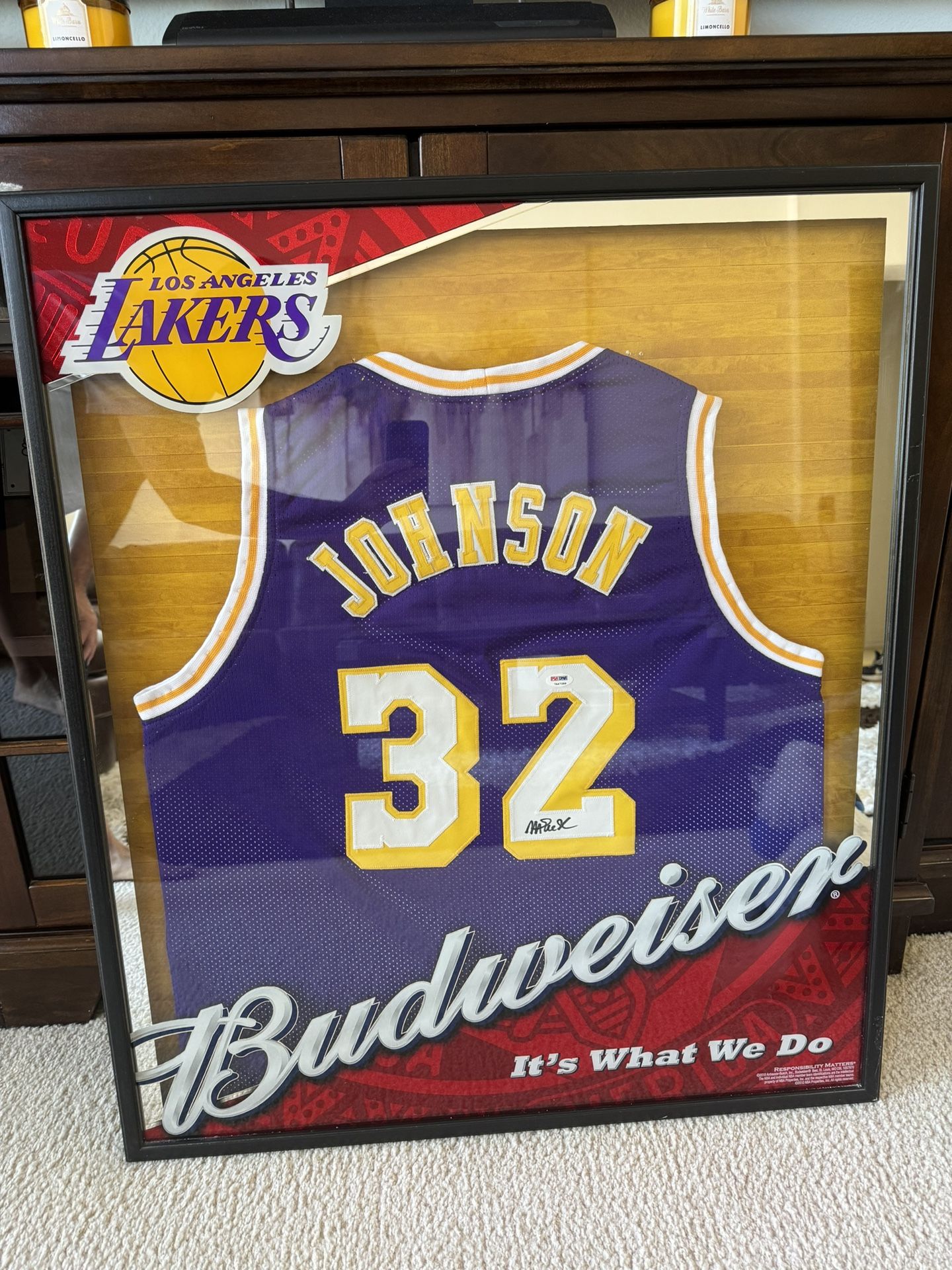 Lakers Magic Johnson Signed Jersey