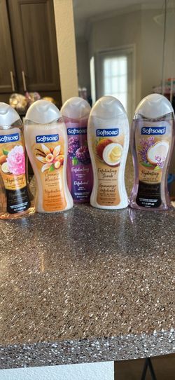 2 Softsoap body wash for $7