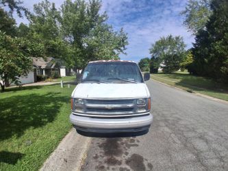 2000 Chevrolet Express