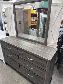 BRAND NEW Dresser with Mirror