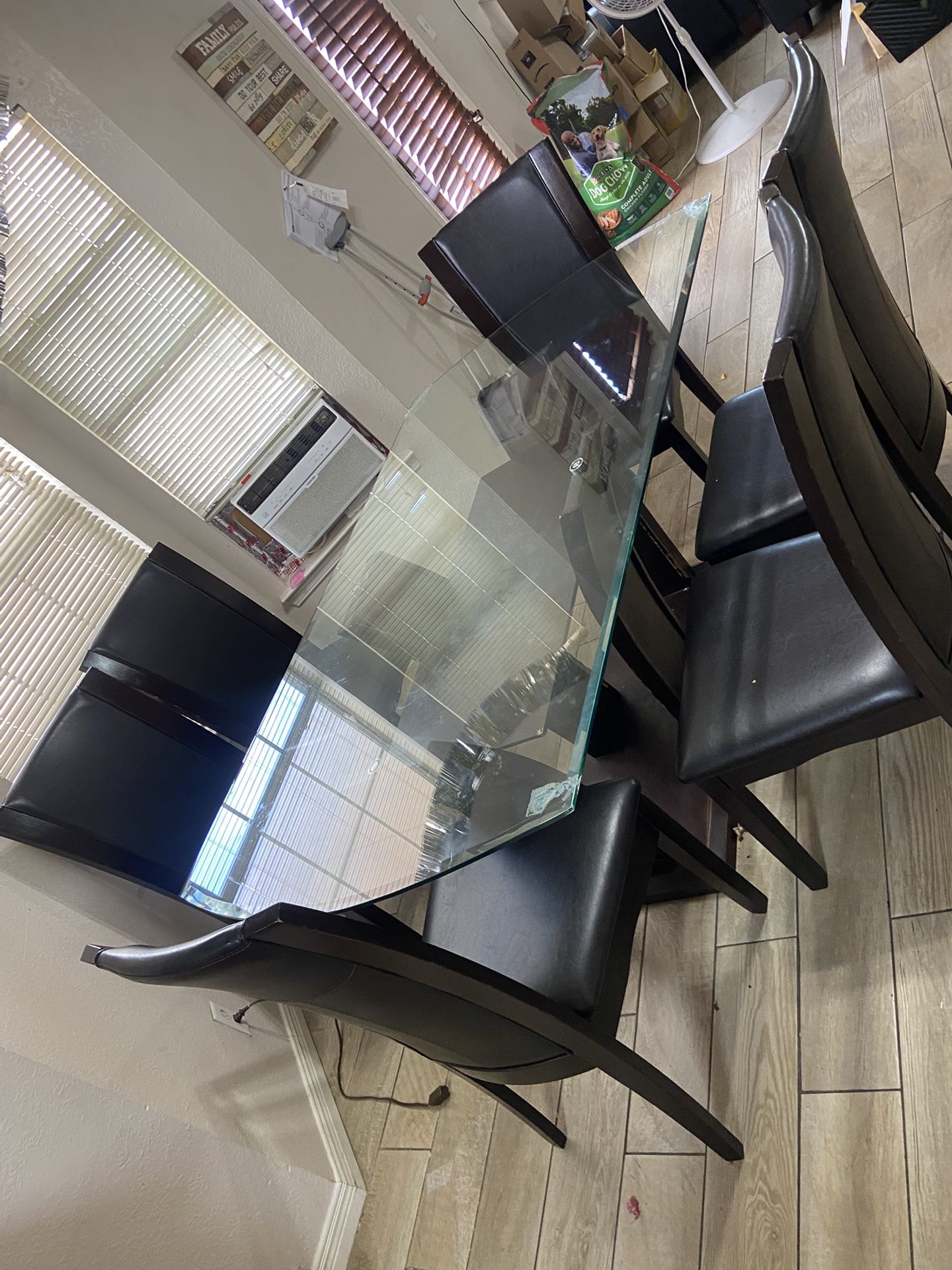 Heavy Glass Top Dinning Table And 6 Chairs 