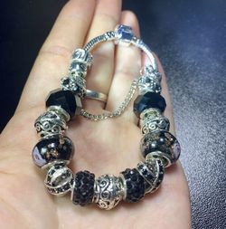 New. Great Quality Charm Bracelet for Women