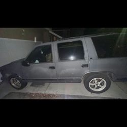 1998 Chevy Tahoe