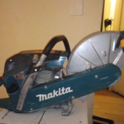 Makita Model# ek6101- 12" blade Concrete Saw