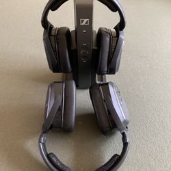 Sennheiser HDR175 a pair of Wireless Headphones