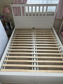 Rode datum artillerie Staat IKEA - HEMNES Bed Frame, White Stain, Full/Double for Sale in Tigard, OR -  OfferUp