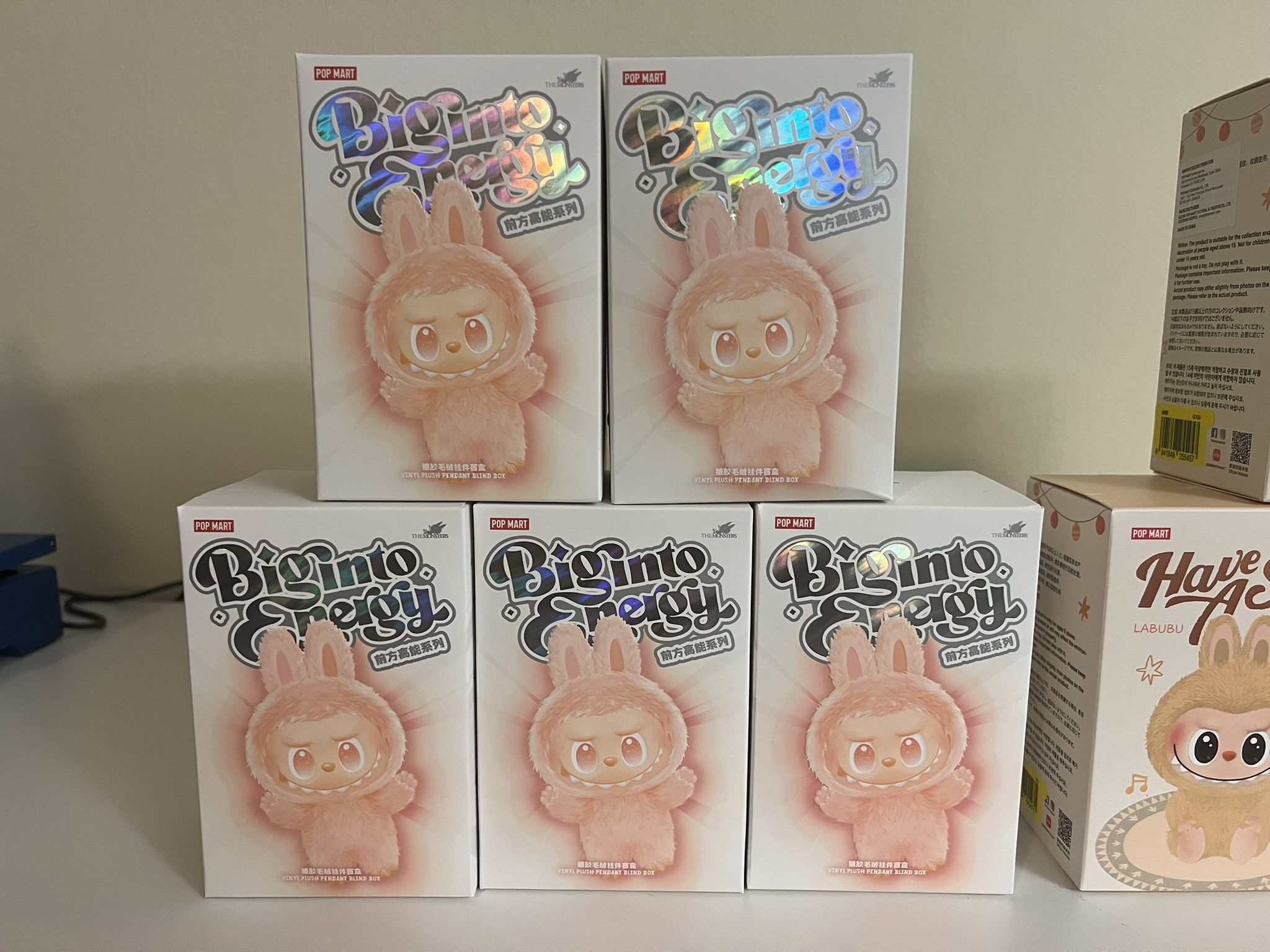 One (1) - 100% Authentic labubu (The Monsters) Big into Energy sealed blind box.