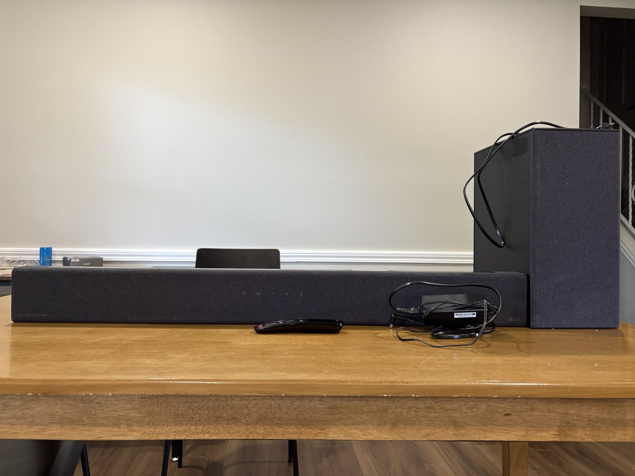 LG SP7Y Sound bar with Wireless subwoofer