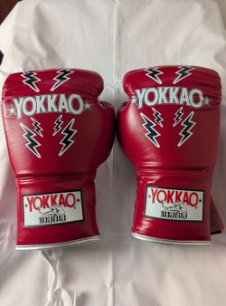 Yokkao stadium edition red lace 16oz