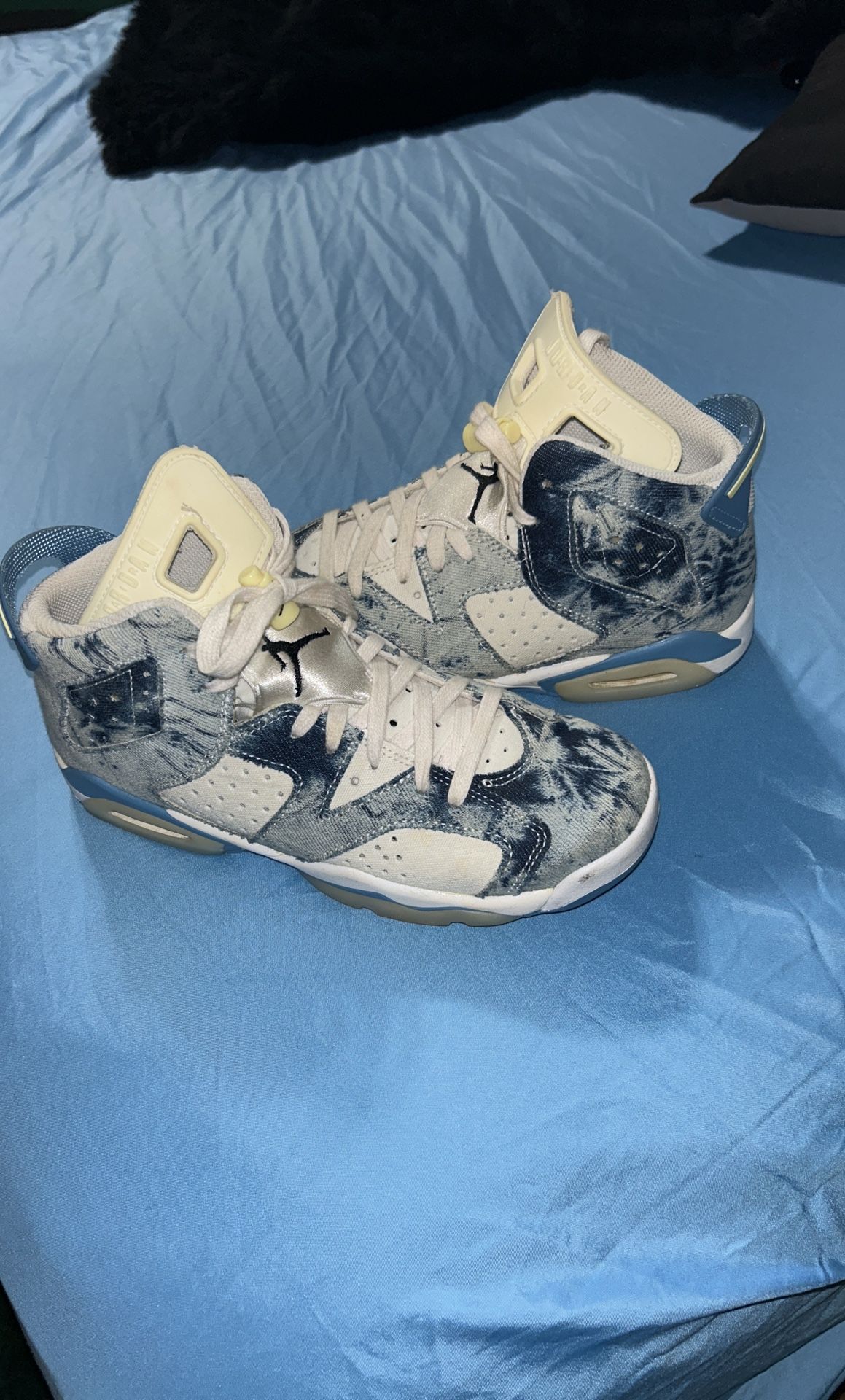 Jordan 6 Retro 'Denim'Â