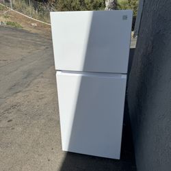 Ken more Household Refrigerator Fridge Freezer Full Size (free Local Delivery)