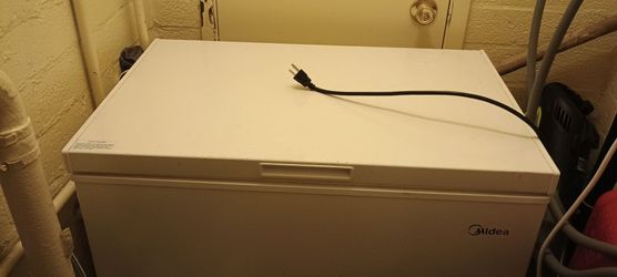 Deep freezer