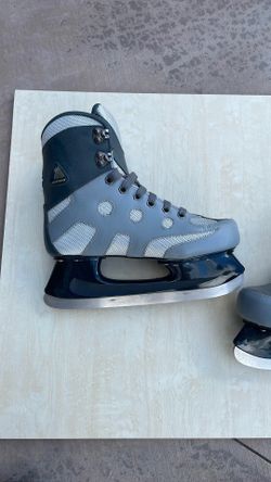 Ice Skates Women’s Six 6 - Brand New