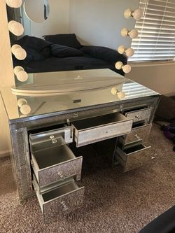 Impressions vanity